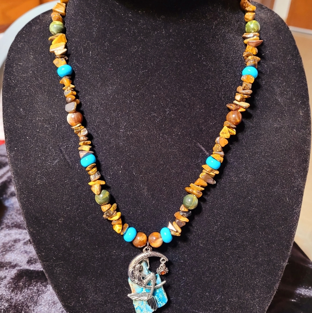 Women's tiger's eye and turquoise necklace